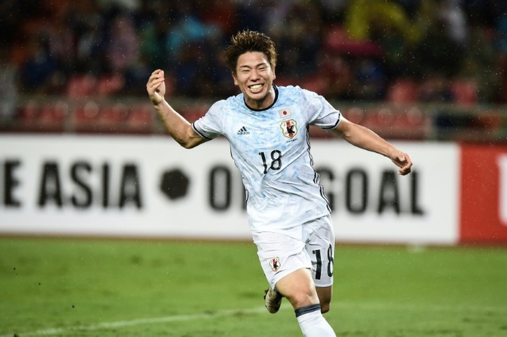 Takuma Asano ya es nuevo jugador del Sttutgsrt. AFP