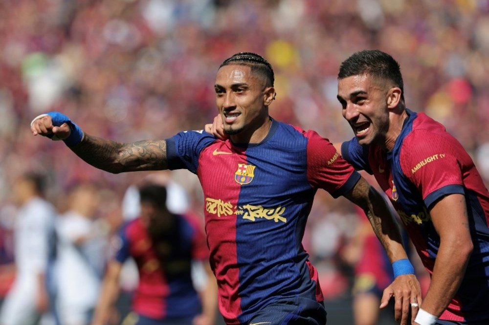Raphinha extended his Barcelona contract until June 30th, 2028. AFP