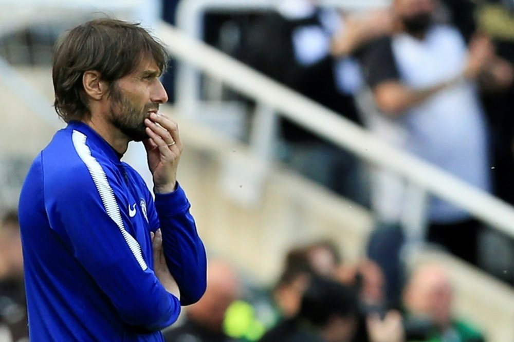 El entrenador italiano podría abandonar el Chelsea. AFP