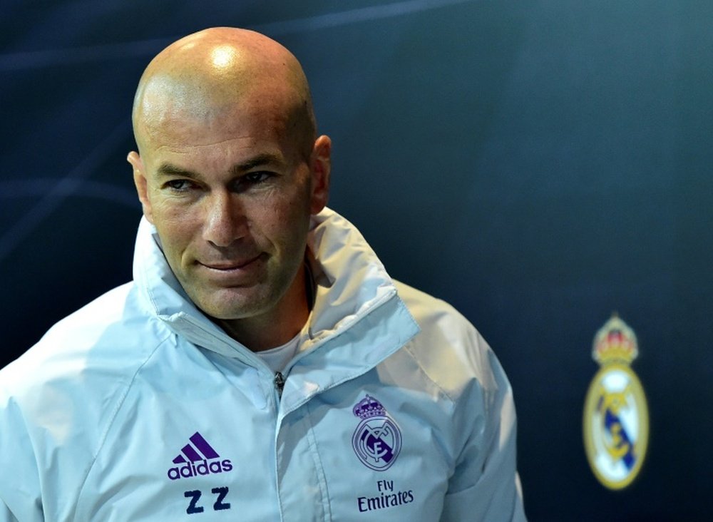 Hoje Zinedine Zidane faz um ano guiando o leme do Real Madrid. AFP