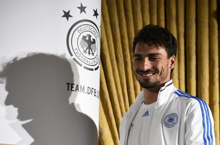 Mats Hummels, pictured on October 7, 2015, says the German media are bored with watching leaders Bayern runaway with this seasons Bundesliga title, which means they turned their attention to nearest rivals Dortmund -- and him personally