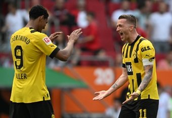 Pendant que le leader munichois se baladait face à Bochum (7-0), le Borussia Dortmund s'est difficilement imposé contre Wolfsburg. Vainqueurs de leur côté, Hoffenheim et le RB Leipzig restent devant au classement.