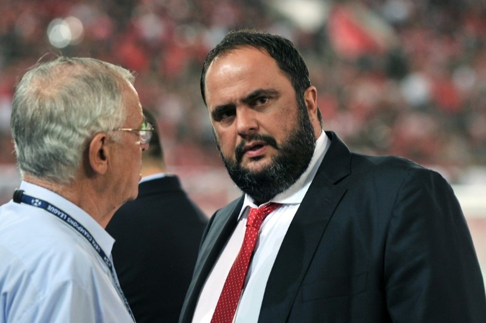 Evangelos Marinakis propone una reestructuración del equipo si no llegan a Champions. AFP