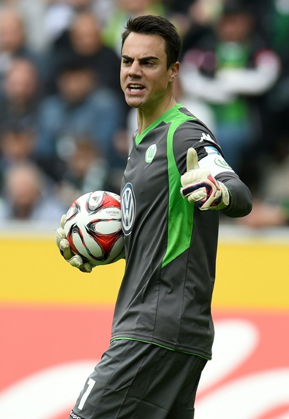 Diego Benaglio seguirá en el Wolfsburgo hasta el 30 de junio de 2019. Archivo/EFE/EPA