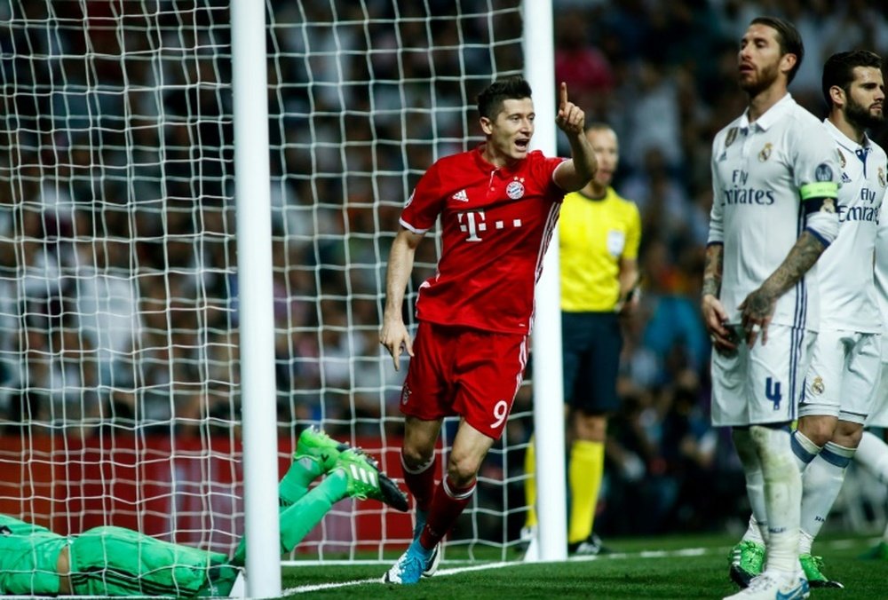 Los tres 'noes' al Madrid por Lewandowski. AFP