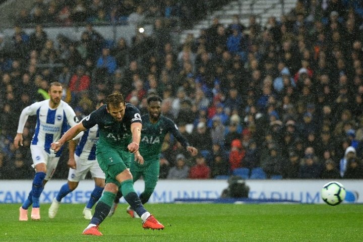 Kane y Lamela sostienen al Tottenham