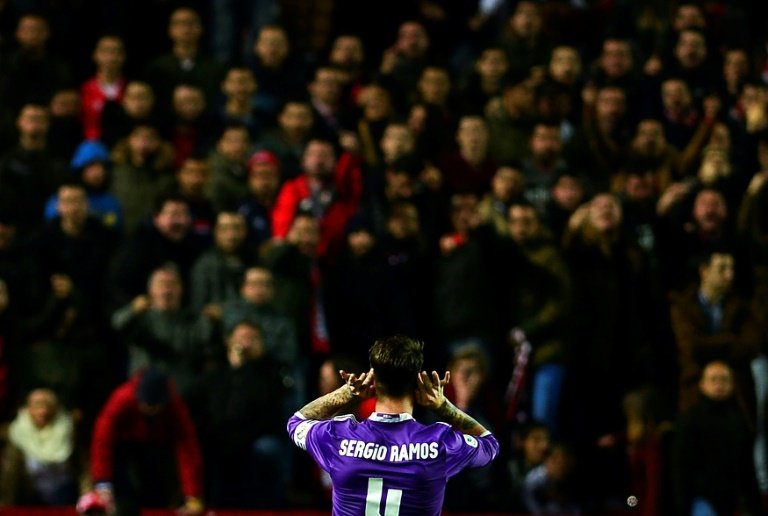 Rivaldo prevé un recibimiento hostil para Ramos en Sevilla