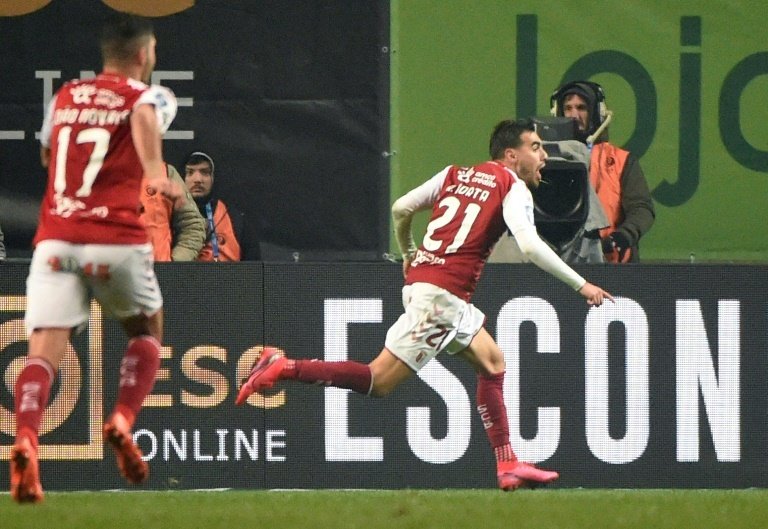 Horta y el COVID-19 apartan al Benfica de la final