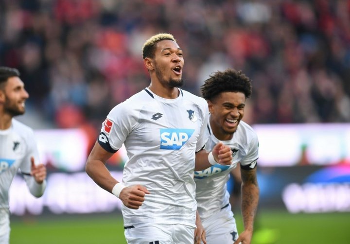 O Hoffenheim recusa 50 milhões do Newcastle por Joelinton