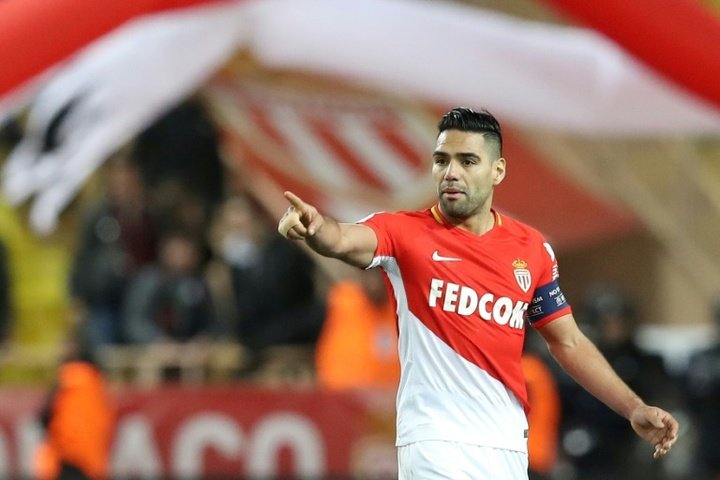 Falcao rescues Monaco a point after Balotelli double