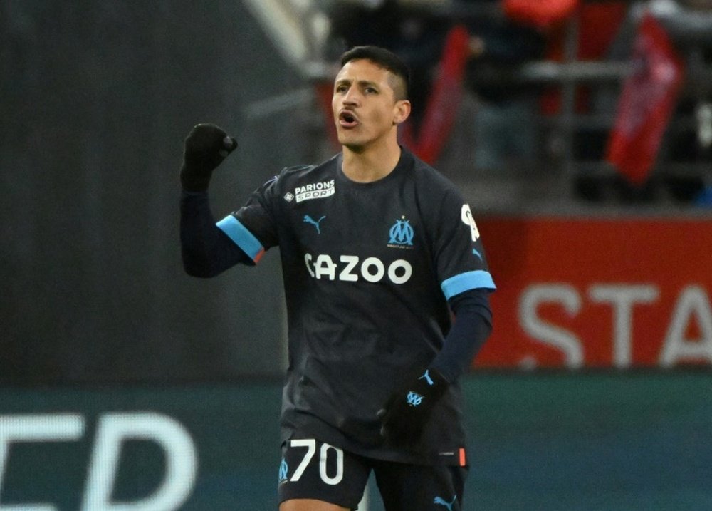 Alexis Sánchez lleva 13 goles en la Ligue 1. AFP