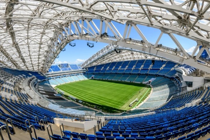 Putin gives friend's team a vacant World Cup stadium