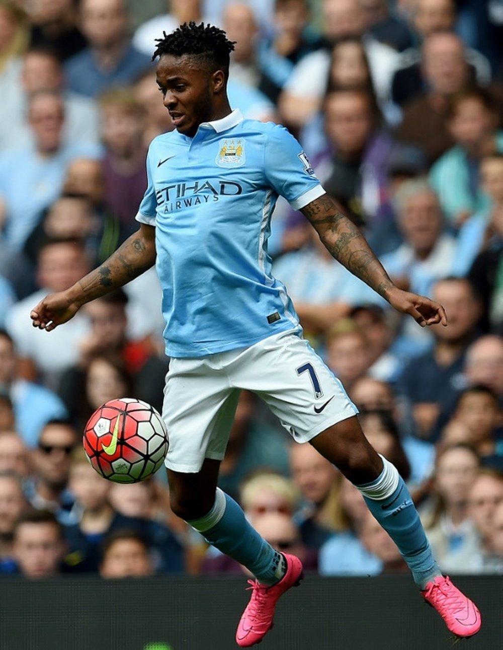 Raheem Sterling, en un partido con el Manchester City. AFP