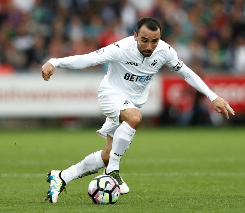 Leon Britton foi nomeado treinador do Swansea. AFP