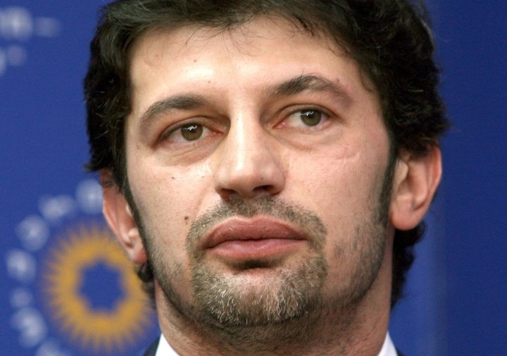 Georgia elects ex-football star Kaladze mayor of capital