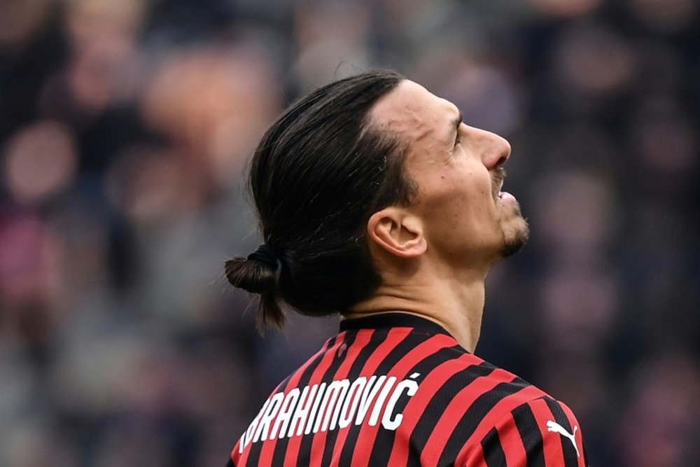 Ibrahimovic se calentó y tuvo un encontronazo con Pioli. AFP