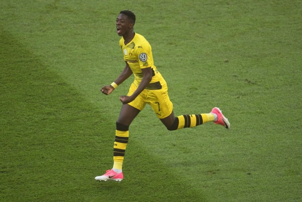 Dembélé se labró un nombre en el Borussia. AFP/Archivo