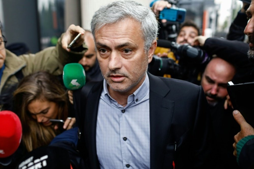 Mourinho esteve esta sexta-feira perto da capital espanhola. AFP