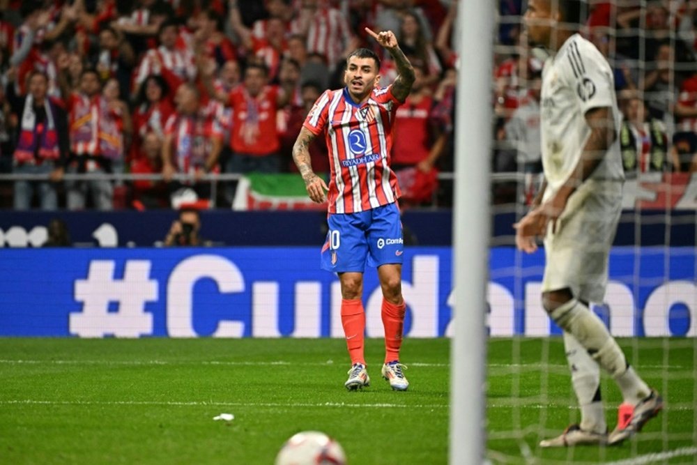 Supersub Correa rescued a draw in the Madrid derby. EFE