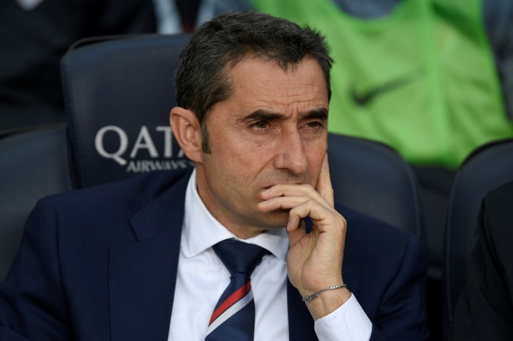 El nuevo técnico del Barcelona quiere cerrar el fichaje de Yerry Mina. AFP