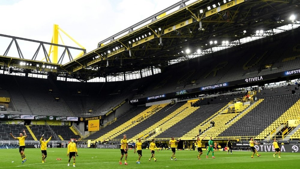 El Borussia jugará sin su mayor apoyo un día más. AFP/Archivo