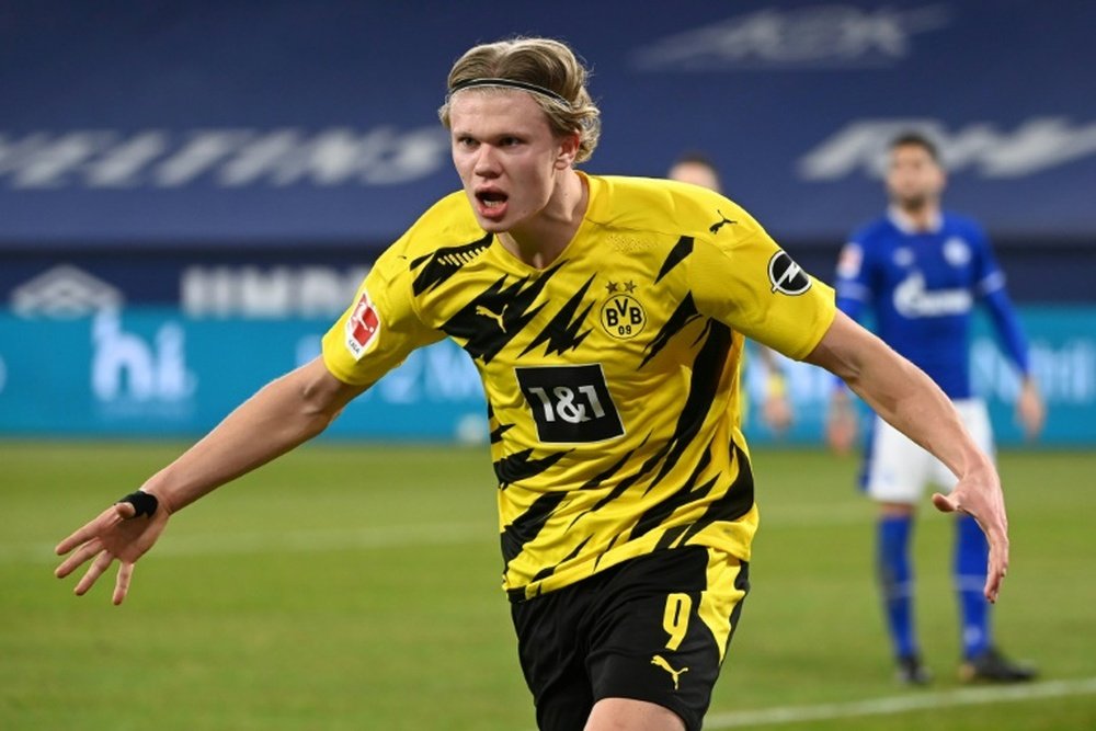 Erling Haaland, goleador norueguês de 20 anos do Borussia Dortmund. AFP