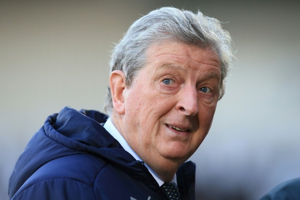 Roy Hodgson se quedó sin dos refuerzos importantes. AFP