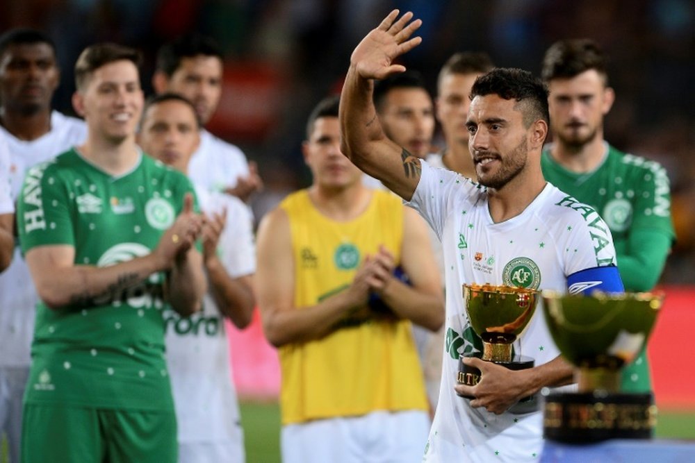 El brasileño sobrevivió al accidente aéreo de Chapecoense. AFP