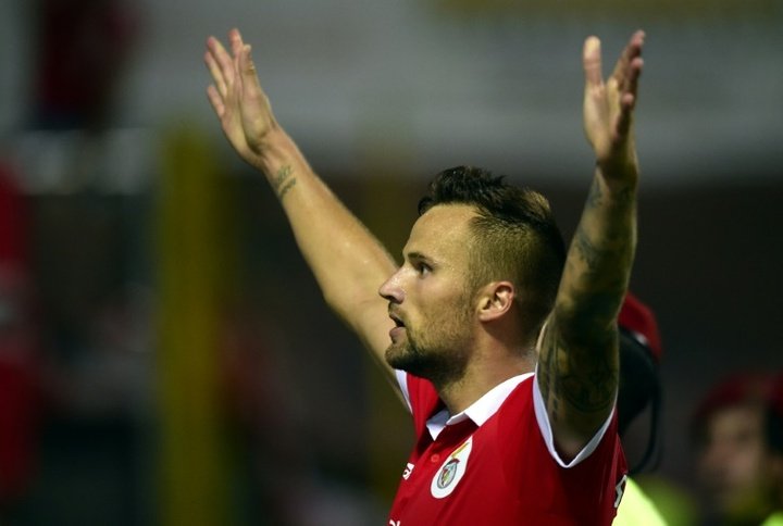 Benfica thankful for late Seferovic strike
