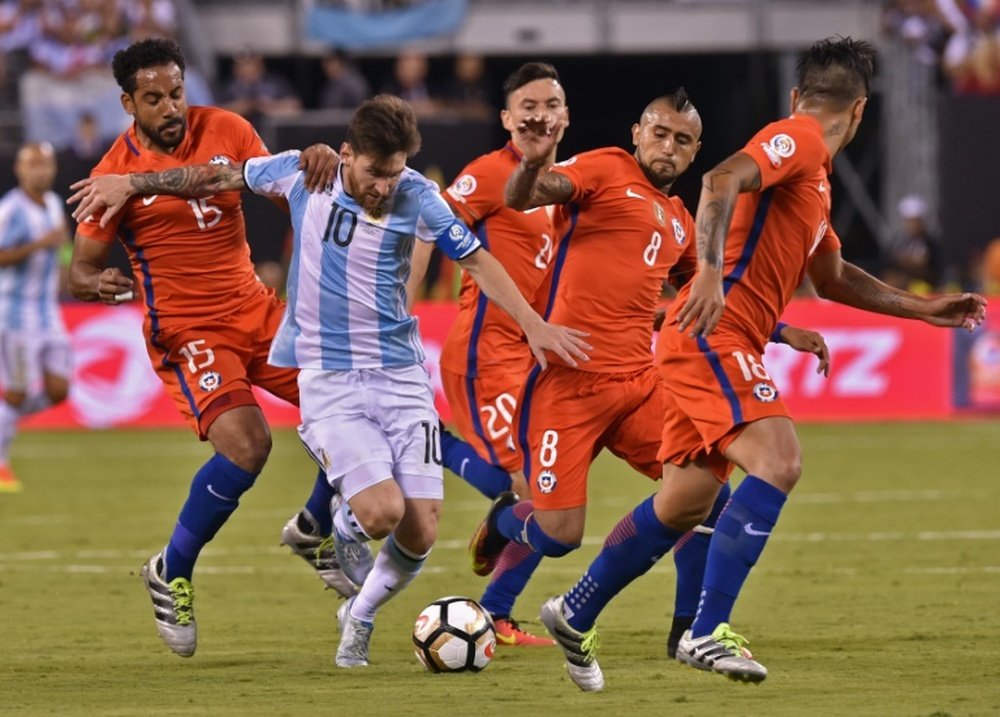 Messi se volverá a medir ante Chile. AFP