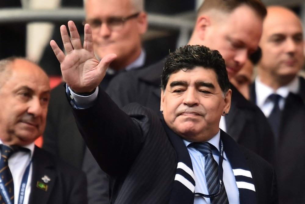 Maradona pretende regressar ao comando da sua Seleção. AFP