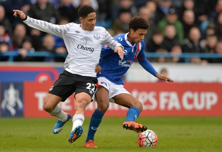 Everton bounce back at Carlisle in FA Cup