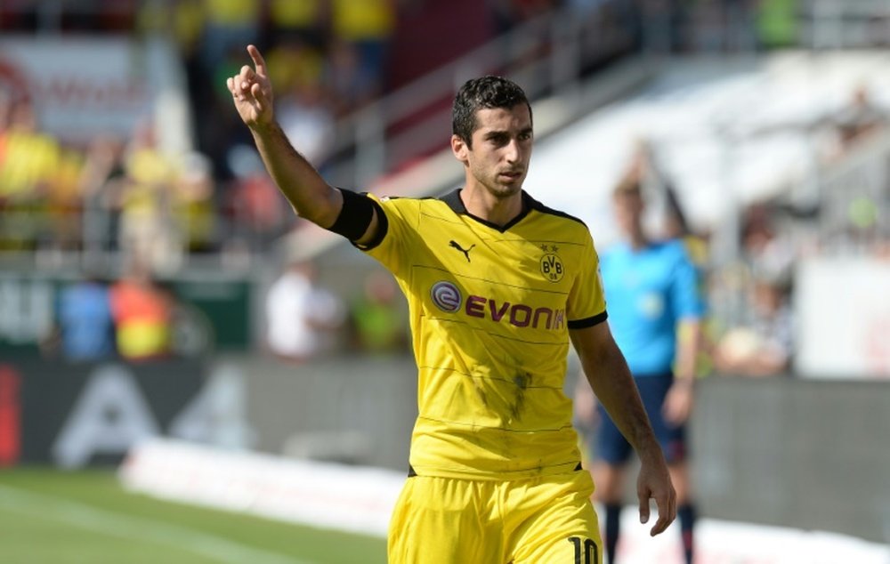 Mkhitaryan talks about the death of his father. AFP