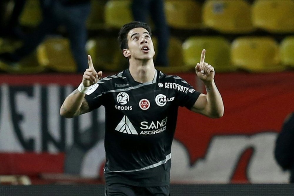 Reims Brazilian midfielder Diego Rigonato Rodrigues celebrates after scoring a goal during the French L1 football match Monaco vs Reims on March 11, 2016 at the Louis II Stadium in Monaco