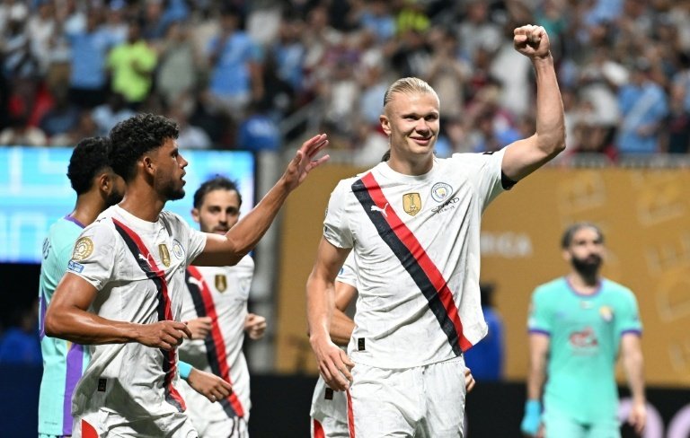 Man City écrase Al-Ain et se hisse en 8es de finale du Mondial des clubs