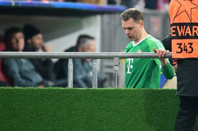Neuer si è infortunato esultando!