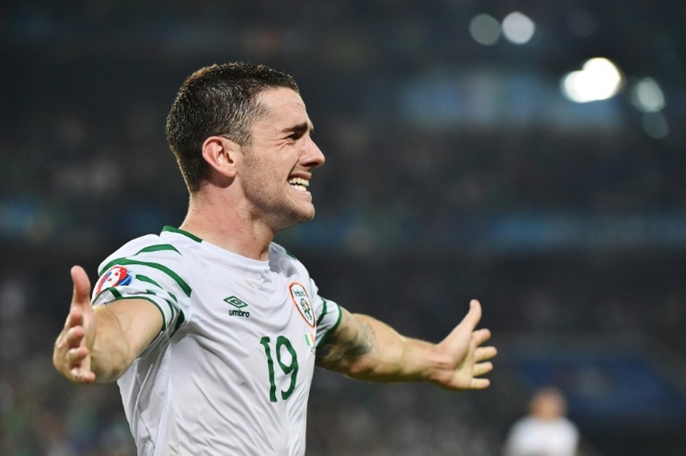 Irelands midfielder Robert Brady celebrates scoring a goal during the Euro 2016 match between Italy and Ireland in Villeneuve-dAscq, near Lille on June 22, 2016