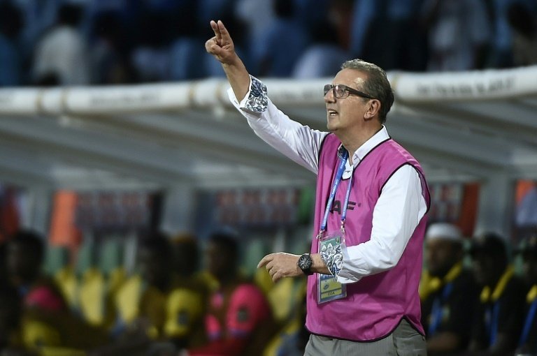 Algeria football coach admits chances are slim