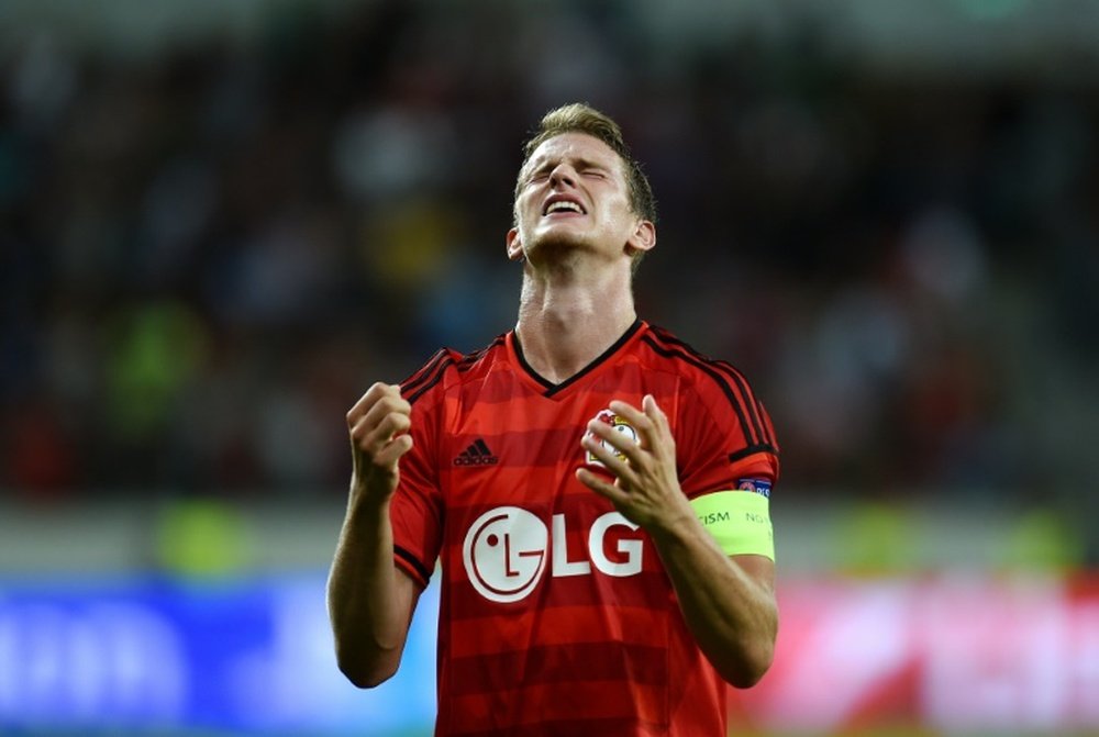 Bayer Leverkusen have announced their captain will be unavailable until the new year. EFE