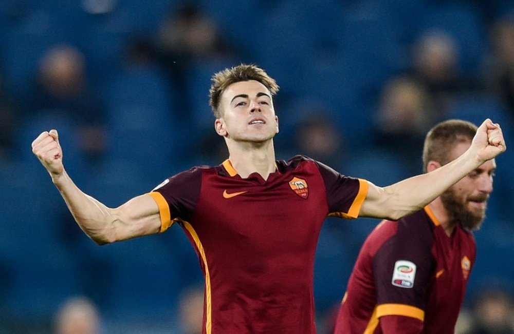 Roma forward Stephan El Shaarawy celebrates after scoring during the Italian Serie A football match against Frosinone at Romes Olympic stadium on January 30, 2016