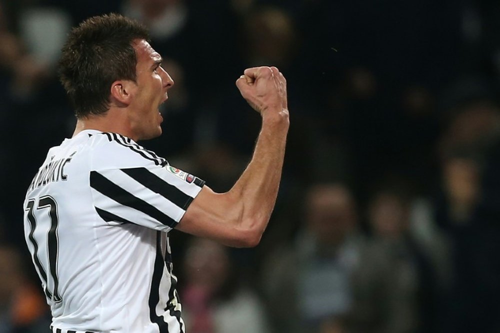 Juventus forward Mario Mandzukic celebrates after scoring against Empoli. BeSoccer