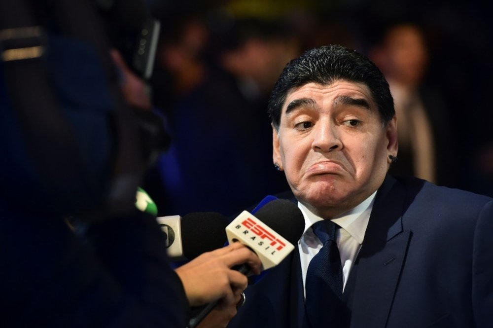 El Maradona más crítico y exigente con Madrid, Barça y PSG. AFP