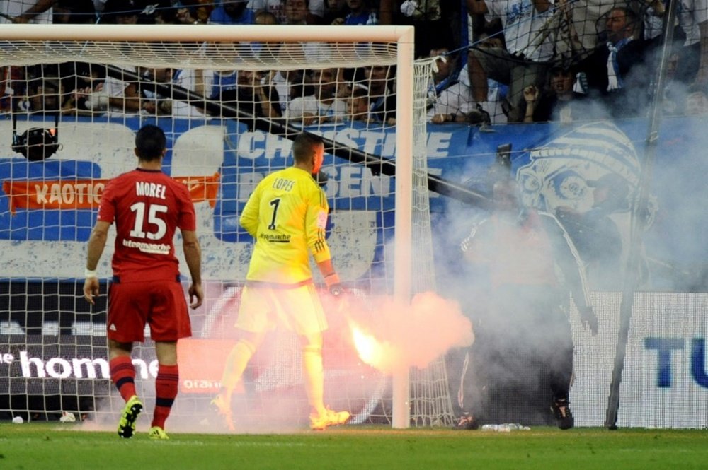 Metz y Olympique de Lyon se vuelven a ver las caras tras los incidentes. AFP