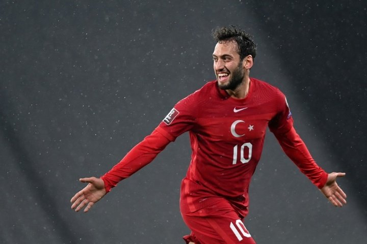Calhanoglu e Demiral guidano la Turchia al debutto nelle qualificazioni