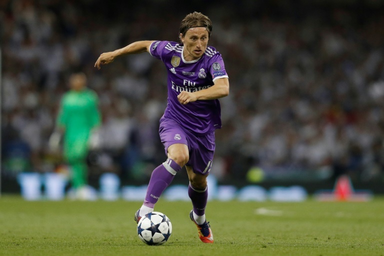 I want to continue' - Real Madrid star Luka Modric hopes to play on with  Croatia as he sets sights on Nations League following third-place finish at  World Cup | talkSPORT