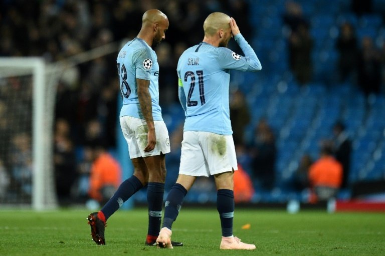 Deject - Delph and Silva after the Lyon defeat. AFP