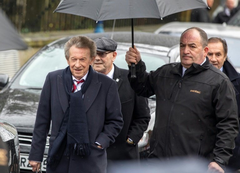 La leyenda del United Denis Law padece demencia mixta