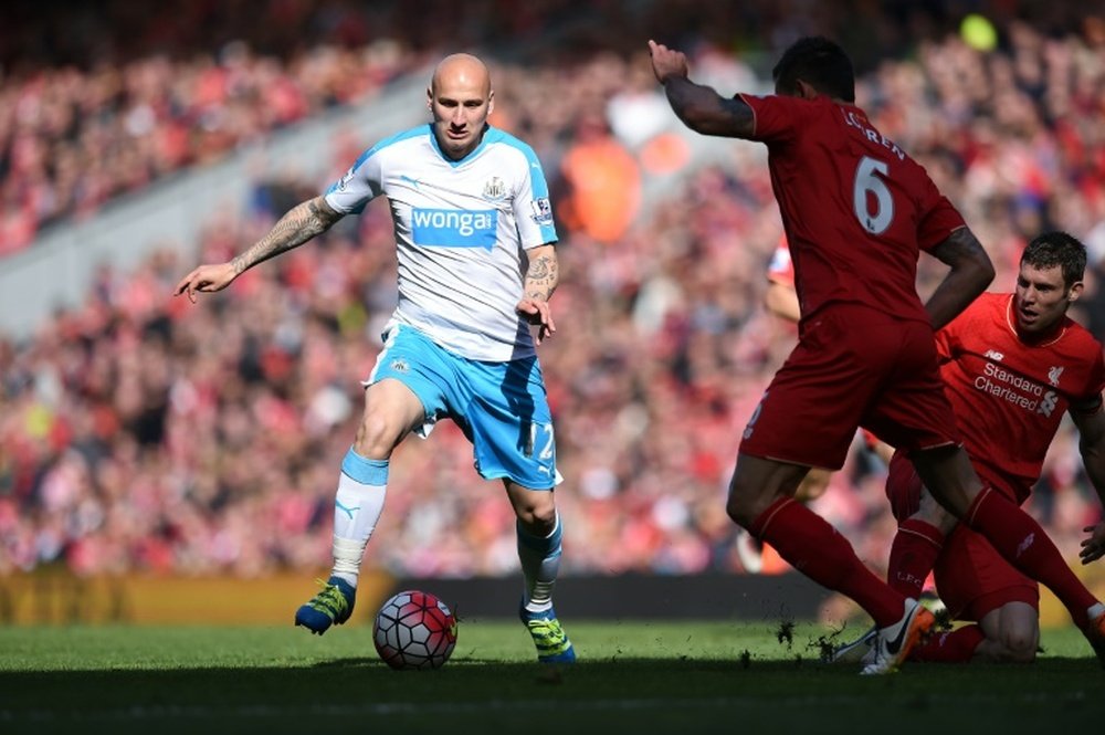 Shelvey is one of the footballers who is close to extending his new Newcastle contract. AFP