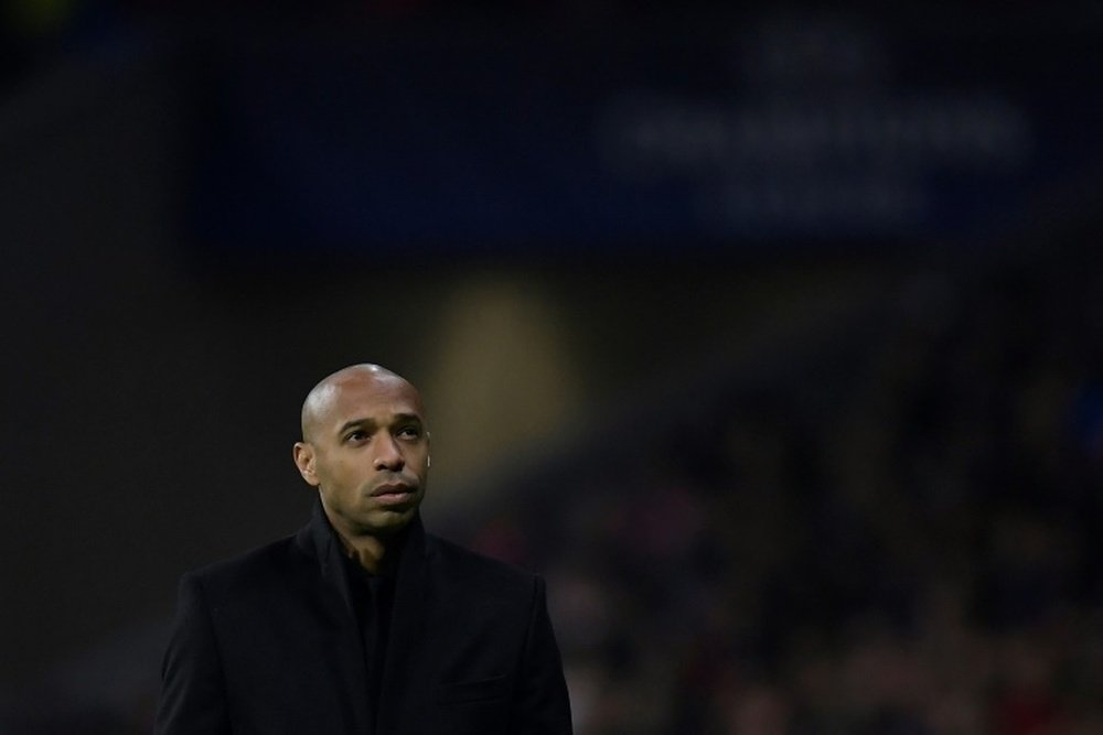 Thierry Henry aponta os cinco melhores jogadores da história. AFP
