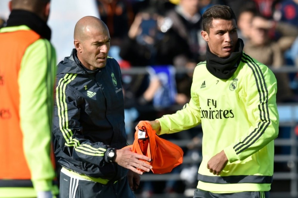 Zinedine Zidane peut convaincre Ronaldo de rester à la Juventus. afp